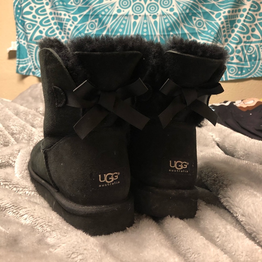 Black Bailey Bow Ugg